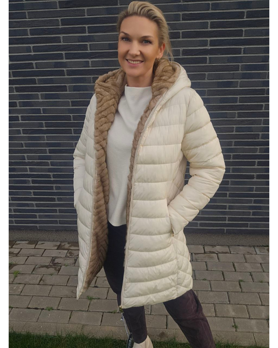 Kreminė striukė su kapišonu 